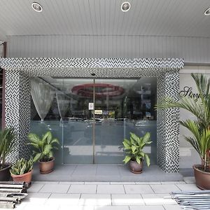 Oyo Rooms Sedco Complex Kota Kinabalu Exterior photo