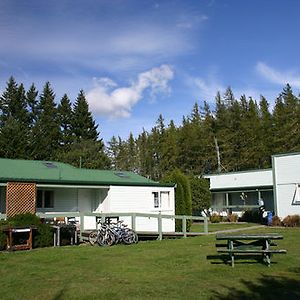 Alpine Holiday Apartments & Campground Hanmer Springs Exterior photo