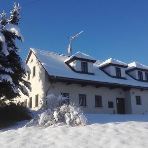 Restaurace A Penzion Jilm Otel Jilemnice Exterior photo