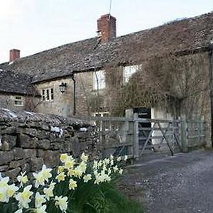 The Hare And Hounds Otel Chedworth Exterior photo