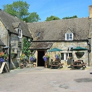 The Plough Inn Cheltenham Exterior photo