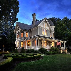 The Historic Morris Harvey House Bed & Breakfast Fayetteville Exterior photo