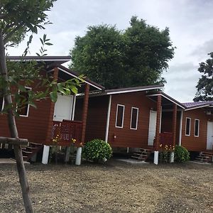 Ruen Setthee Resort Buriram Exterior photo