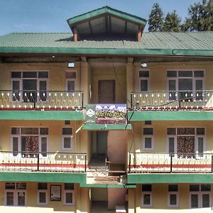 Pines And Peaks Hotel Nārkanda Exterior photo