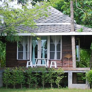 Banjankapor Otel Kaeng Kachan Exterior photo