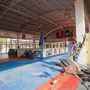 Cong Carter Muay Thai Camp Otel Hua Hin Exterior photo