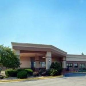 Clarion Hotel Conference Center Davenport Exterior photo