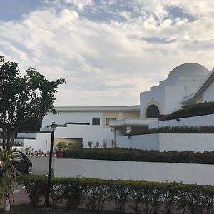 The Royal Residency Otel Kushinagar Exterior photo