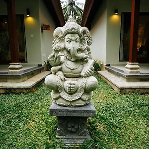 Parthi Puri Ubud Otel Exterior photo