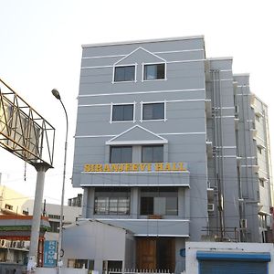 Oyo 11433 Kishore Inn Chennai Exterior photo