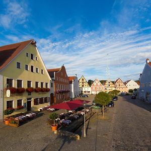 Zum Dallmayr Hotel Garni Berching Exterior photo