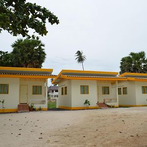 Baan Chomlay Resort Khanom Exterior photo