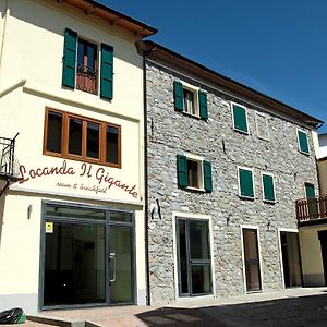 Locanda Il Gigante Otel Collagna Exterior photo