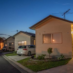 Big4 Mornington Peninsula Holiday Park Otel Frankston Exterior photo