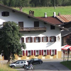 Gasthof Sonne Haeselgehr Otel Exterior photo