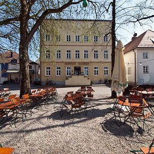 Gasthof Klement Otel Isen Exterior photo