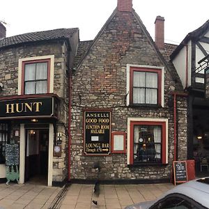 The Beaufort Hunt Otel Chipping Sodbury Exterior photo