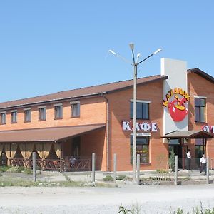 Kazanok Otel Svitlohirske Exterior photo