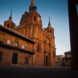 Hospederia Santa Elena Otel San Carlos del Valle Exterior photo