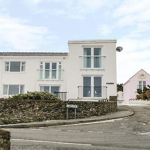 Harbour View Daire Cemaes Bay Exterior photo