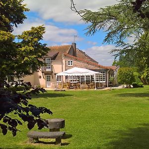 Les Pierres De Chevreuse Otel Exterior photo