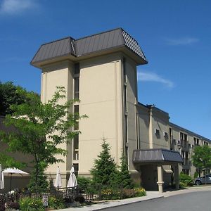 Le President Sherbrooke Otel Exterior photo