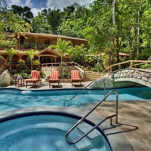 Ian Anderson'S Caves Branch Adventure Co Otel Belmopan Exterior photo