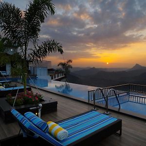 The Panoramic Getaway Otel Munnar Exterior photo