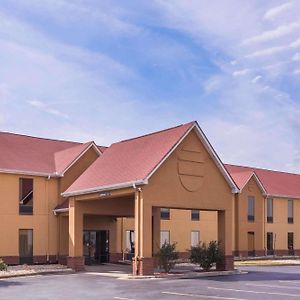 Super 8 By Wyndham Tallapoosa Otel Exterior photo