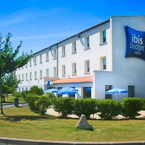 Ibis Budget Niort - La Creche Otel Exterior photo