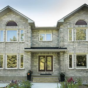 High Trees Bed & Breakfast Otel Ottawa Exterior photo