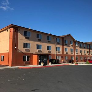 Super 8 By Wyndham The Dalles Or Otel Exterior photo