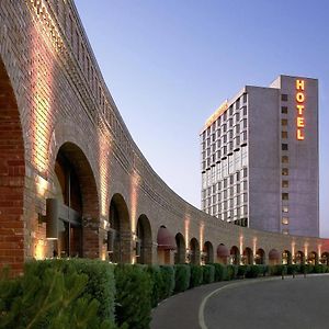 Red Deer Resort & Casino Exterior photo