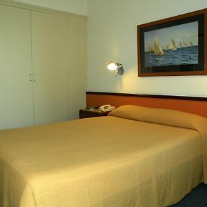 Austral Hotel Montevideo Room photo