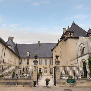 Og Chateau De Pizay Otel Saint-Jean-dʼArdières Exterior photo