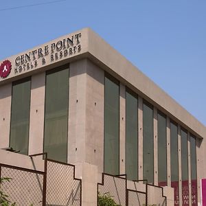 Centre Point Navi Mumbai Otel Exterior photo