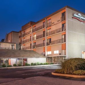 Howard Johnson By Wyndham Milford/New Haven Otel Exterior photo