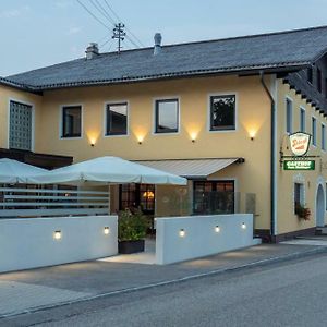 Gasthof Dickinger Otel Bad Wimsbach-Neydharting Exterior photo