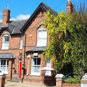 Telford House Bed & Breakfast Milton Keynes Exterior photo