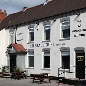 Liberal House Tamworth Otel Exterior photo