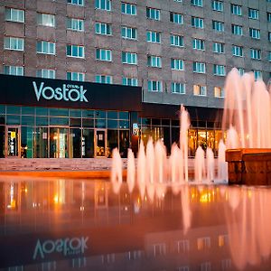Vostok Hotel Tümen Exterior photo