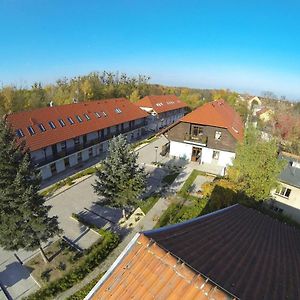 Osrodek Bojanowe Gniazdo Otel Zaniemyśl Exterior photo