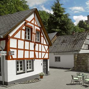 Rhein-Mosel-Ferienhaus Daire Brodenbach Exterior photo