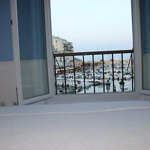 Tres Bel Appartement Vieux Port De Bastia Bastiya Exterior photo