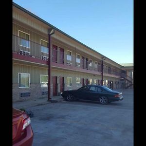 City Heart Inn & Suites Piedmont Exterior photo