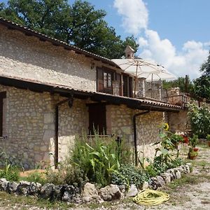 La Locanda Del Frullo Otel Poggio Moiano Exterior photo