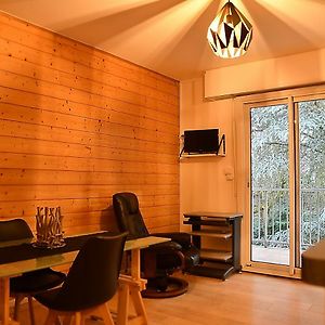 F1 Entier Cosy Style Chalet Montgeron, Proche Paris Daire Exterior photo