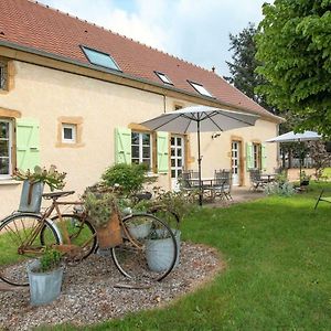 Gite Domaine De La Guinchere Otel L'Hopital-le-Mercier Exterior photo