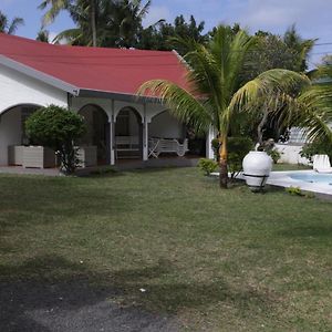 Le Grand Cacatoie Villa Blue Bay Exterior photo