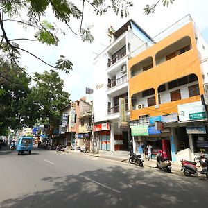 Oyo 094 Bussy St Prakasam Residency Otel Pondicherry Exterior photo